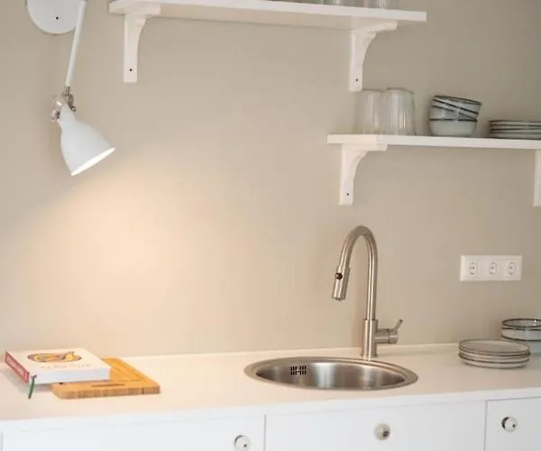 1-zimmer-appartement, Lage Διαμέρισμα *